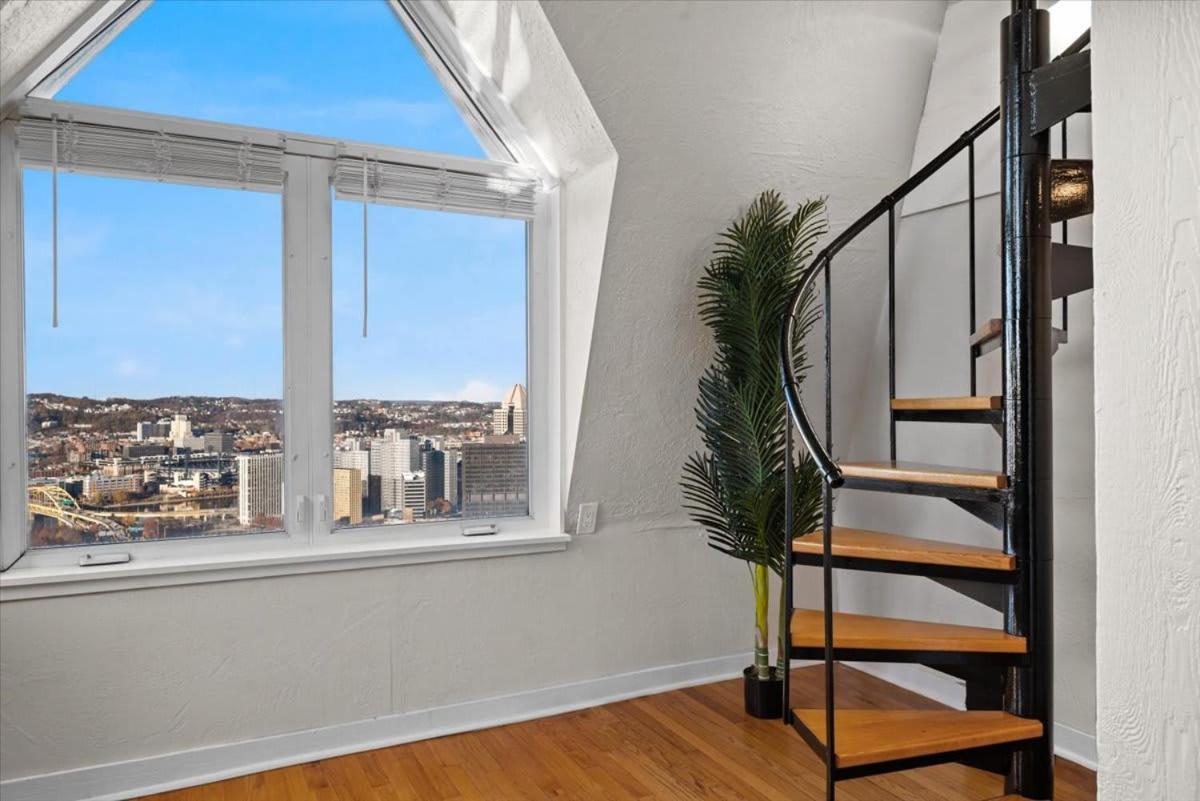 Skyline At Your Door - Studio With A View 匹兹堡 外观 照片
